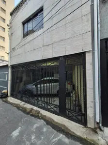 Casa com 2 Quartos para alugar, 60m² no Vila Ema, São Paulo