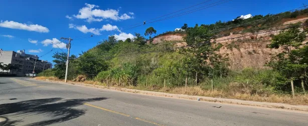 Lote/Terreno à venda, 1221m² no Santos Dumont, Juiz de Fora