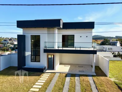 Casa com 3 Quartos à venda, 230m² no Alphaville, Rio das Ostras