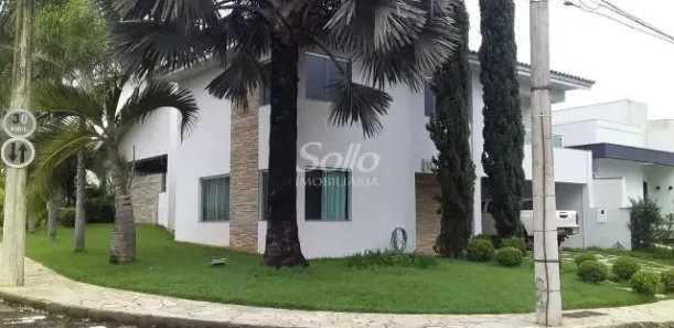 Casa com 3 Quartos para alugar, 308m² no Nova Uberlândia, Uberlândia