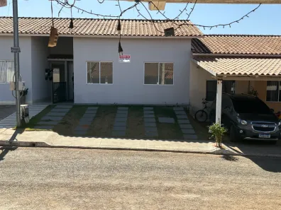 Casa com 2 Quartos à venda, 72m² no Fazenda Santa Rita - Conjunto Residencial Alto Oriente, Goiânia