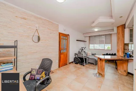 Apartamento com 2 Quartos à venda, 76m² no Medianeira, Porto Alegre