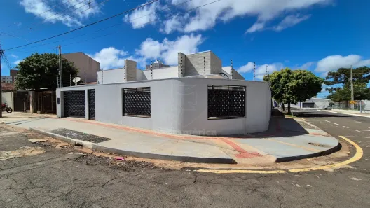 Casa com 3 Quartos à venda, 130m² no Bancários, Londrina