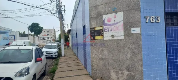 Imóvel Comercial com 9 Quartos à venda, 200m² no Marquês, Teresina