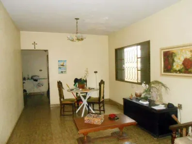 Casa com 3 Quartos à venda, 204m² no Nossa Senhora Aparecida, Uberlândia