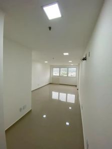 Sala Comercial à venda, 25m² no Vila da Penha, Rio de Janeiro