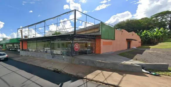 Prédio Comercial para alugar, 700m² no Centro, Araraquara