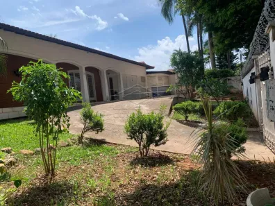 Ponto Comercial com 4 Quartos para alugar, 1118m² no Jardim América, Bauru