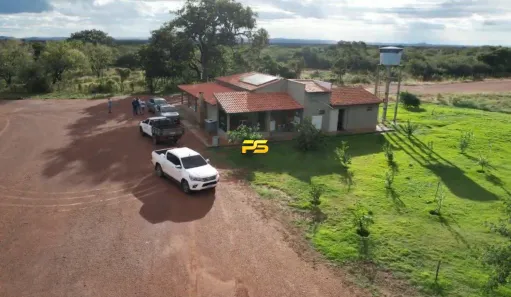 à venda, 180000000m² no , Pimenteiras