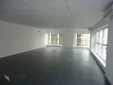 Sala Comercial para alugar, 140m² no Itaim Bibi, São Paulo