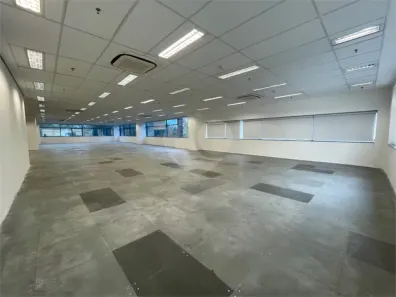 Sala Comercial para alugar, 1430m² no Lapa de Baixo, São Paulo