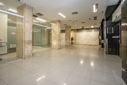 Ponto Comercial para alugar, 795m² no Centro Histórico, Porto Alegre