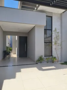 Casa com 3 Quartos à venda, 110m² no Jardim Petrópolis, Goiânia