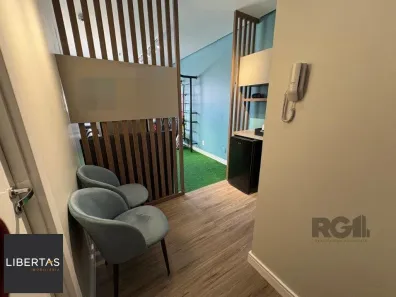 Sala Comercial à venda, 38m² no Três Figueiras, Porto Alegre