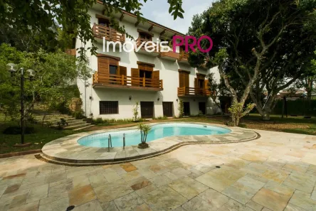 Sobrado com 6 Quartos à venda, 1100m² no Jardim Guedala, São Paulo