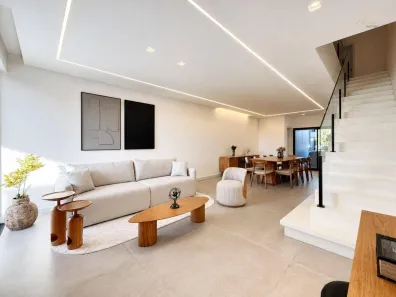 Casa com 3 Quartos à venda, 195m² no Morada de Laranjeiras, Serra