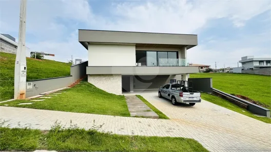 Casa de Condomínio com 3 Quartos à venda, 327m² no Santa Isabel, Louveira