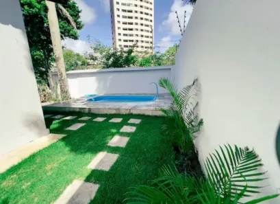Casa com 7 Quartos à venda, 160m² no Ponta Negra, Natal