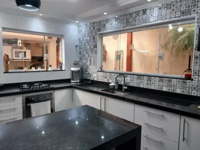 Sobrado com 2 Quartos à venda, 105m² no Santa Teresinha, São Paulo