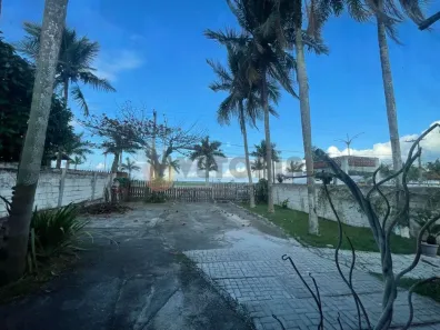Imóvel Comercial com 8 Quartos para alugar, 250m² no Jardim Porto Novo, Caraguatatuba