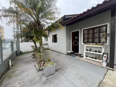 Casa com 2 Quartos à venda, 58m² no Madri, Palhoça