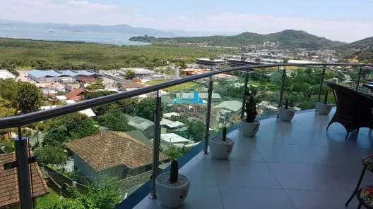 Casa com 4 Quartos à venda, 350m² no Saco Grande, Florianópolis