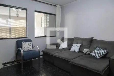 Casa com 3 Quartos para alugar, 170m² no Vila Galvão, Guarulhos