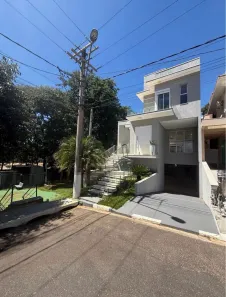 Casa de Condomínio com 3 Quartos para alugar, 300m² no Vila Moraes, Mogi das Cruzes