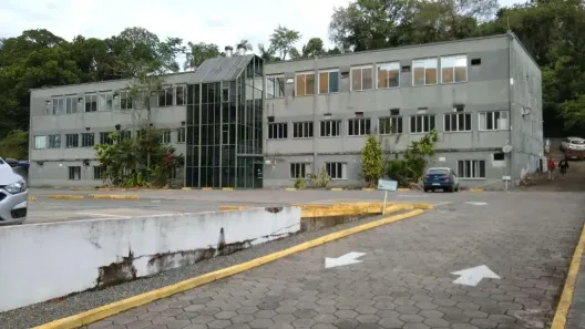 Imóvel Comercial para alugar, 2126m² no América, Joinville