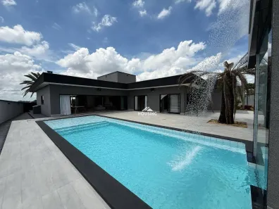 Casa de Condomínio com 3 Quartos para alugar, 400m² no Garavelo Sul II, Hidrolândia
