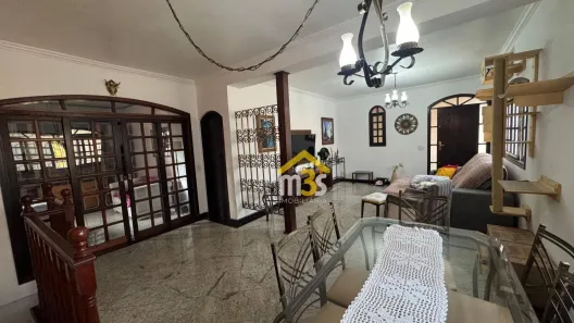 Casa com 4 Quartos à venda, 306m² no Adalgisa, Osasco