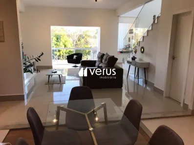 Sobrado com 3 Quartos à venda, 149m² no Vigilato Pereira, Uberlândia