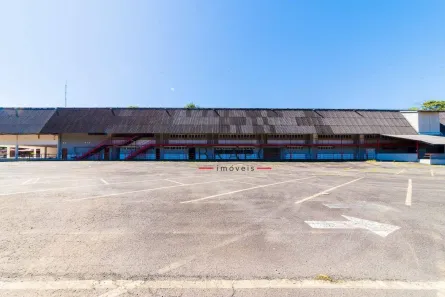 Prédio Comercial para alugar, 3600m² no Mossunguê, Curitiba