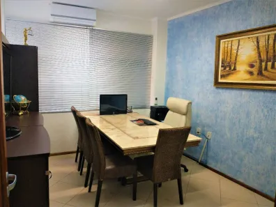 Sala Comercial à venda, 34m² no Centro Histórico, Porto Alegre