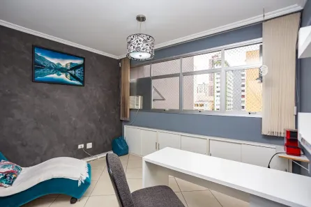 Sala Comercial à venda, 37m² no Centro, Curitiba