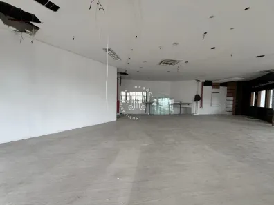Ponto Comercial para alugar, 418m² no Anhangabaú, Jundiaí