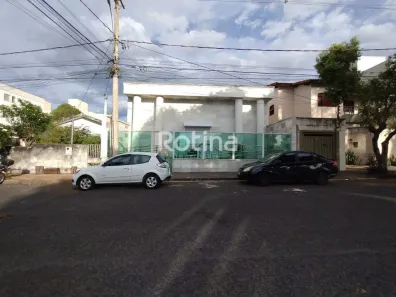 Ponto Comercial para alugar, 200m² no Santa Mônica, Uberlândia
