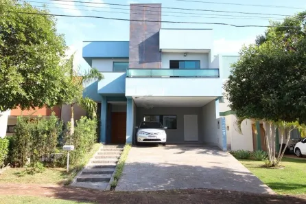 Casa de Condomínio com 3 Quartos à venda, 350m² no Operária, Londrina