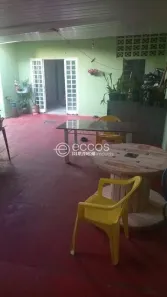 Casa com 2 Quartos à venda, 252m² no Osvaldo Rezende, Uberlândia