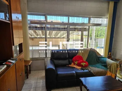 Casa com 2 Quartos à venda, 132m² no Vila Scarpelli, Santo André