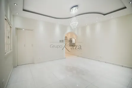 Imóvel Comercial com 4 Quartos para alugar, 200m² no Vila Monumento, São Paulo