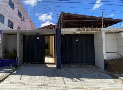 Casa com 3 Quartos à venda, 112m² no Barroso, Fortaleza