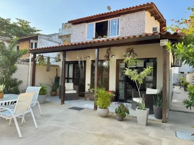 Casa de Condomínio com 4 Quartos à venda, 200m² no Recreio dos Bandeirantes, Rio de Janeiro