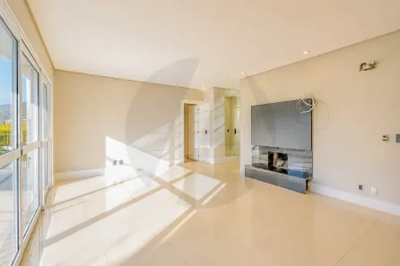 Apartamento com 3 Quartos para alugar, 163m² no Jardim do Salso, Porto Alegre