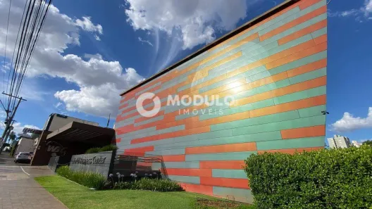 Sala Comercial para alugar, 200m² no Vigilato Pereira, Uberlândia