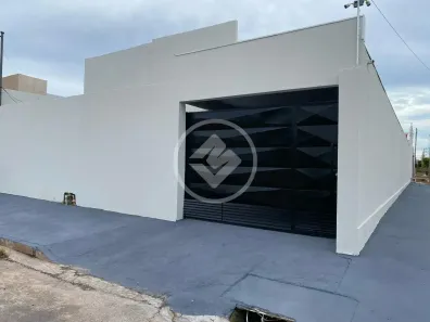 Casa com 3 Quartos à venda, 220m² no Novo Mundo, Várzea Grande