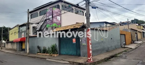 Casa com 5 Quartos à venda, 200m² no Conjunto Água Branca, Contagem