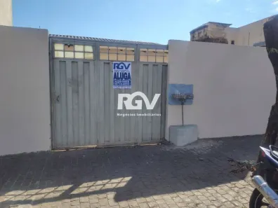 Casa com 2 Quartos para alugar, 70m² no Mansour, Uberlândia