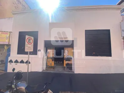 Ponto Comercial com 1 Quarto para alugar, 180m² no Centro, Uberlândia
