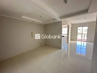 Apartamento com 2 Quartos à venda, 70m² no Funcionários, Montes Claros